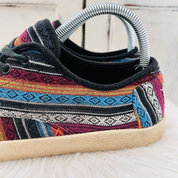 Toms Colorful Striped Aztec Southwestern Super Comfy Sneakers - Womens Size 8 - Picture 3 of 7